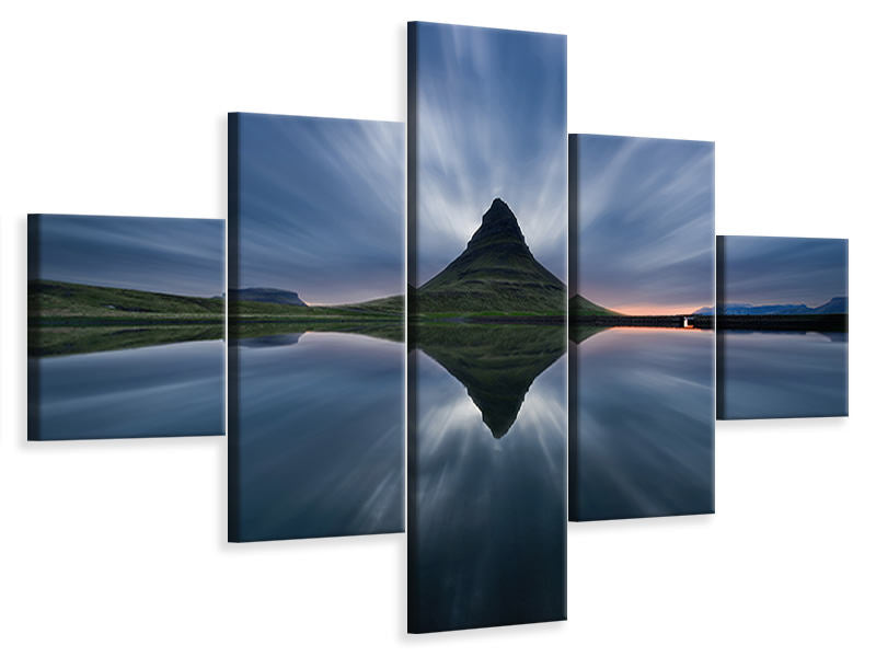 5-piece-canvas-print-a-night-at-kirkjufell