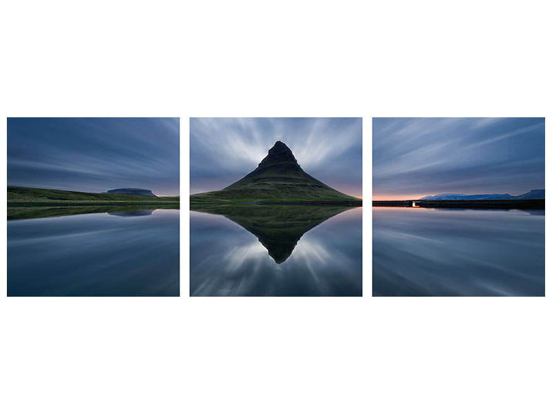 panoramic-3-piece-canvas-print-a-night-at-kirkjufell