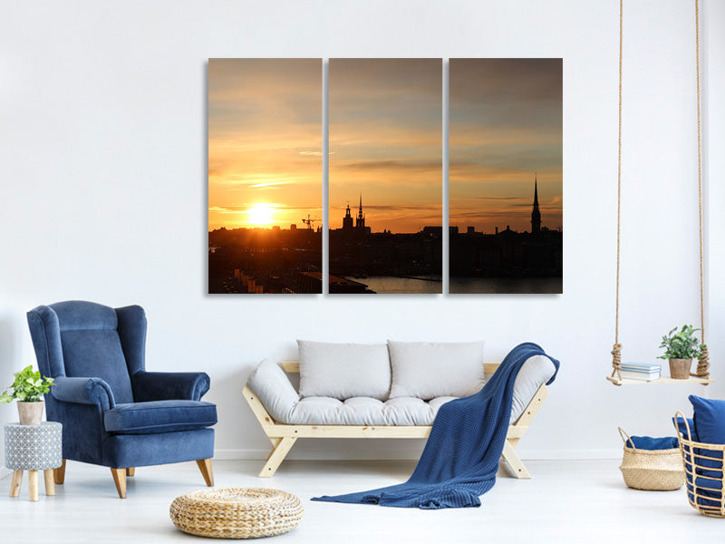 3-piece-canvas-print-city-in-the-evening-light
