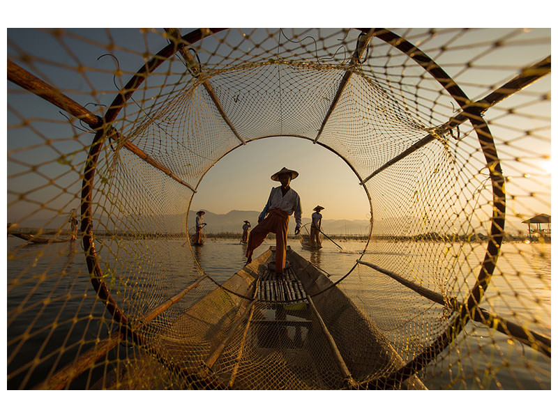 canvas-print-inle-fisherman