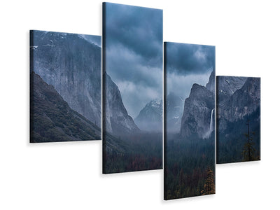modern-4-piece-canvas-print-amidst-a-thunderstorm