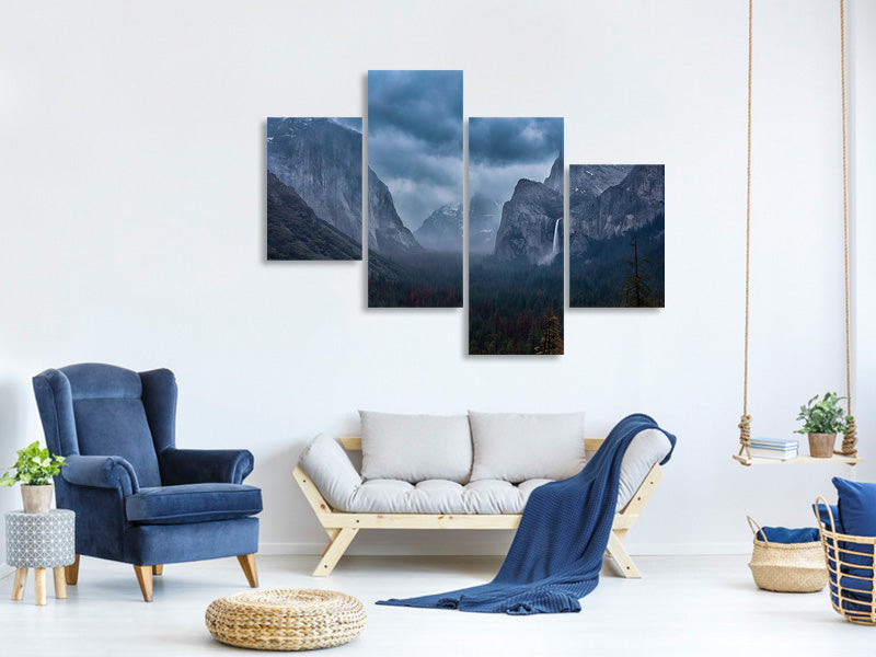 modern-4-piece-canvas-print-amidst-a-thunderstorm