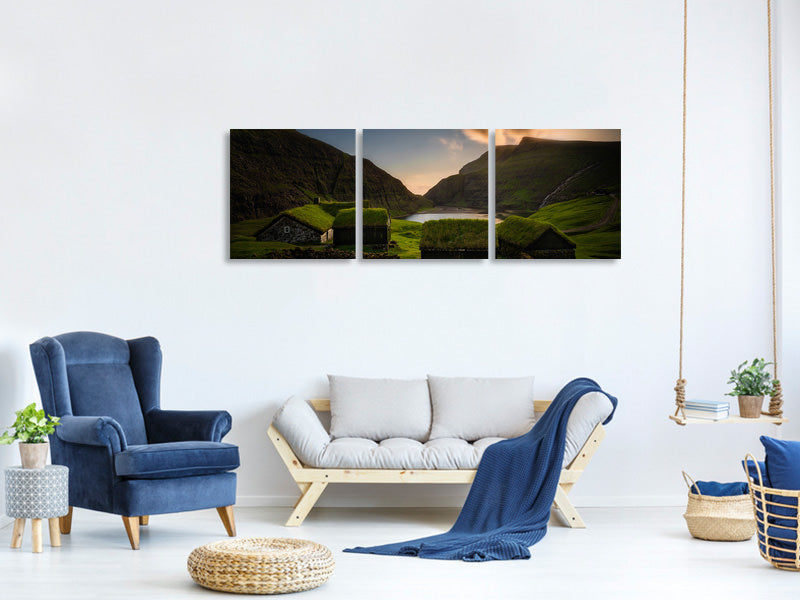 panoramic-3-piece-canvas-print-saksun-village
